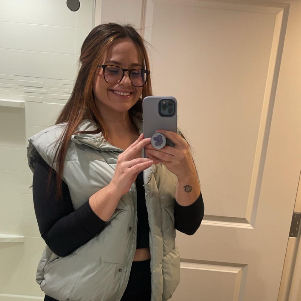 Meet your Posher, Megan